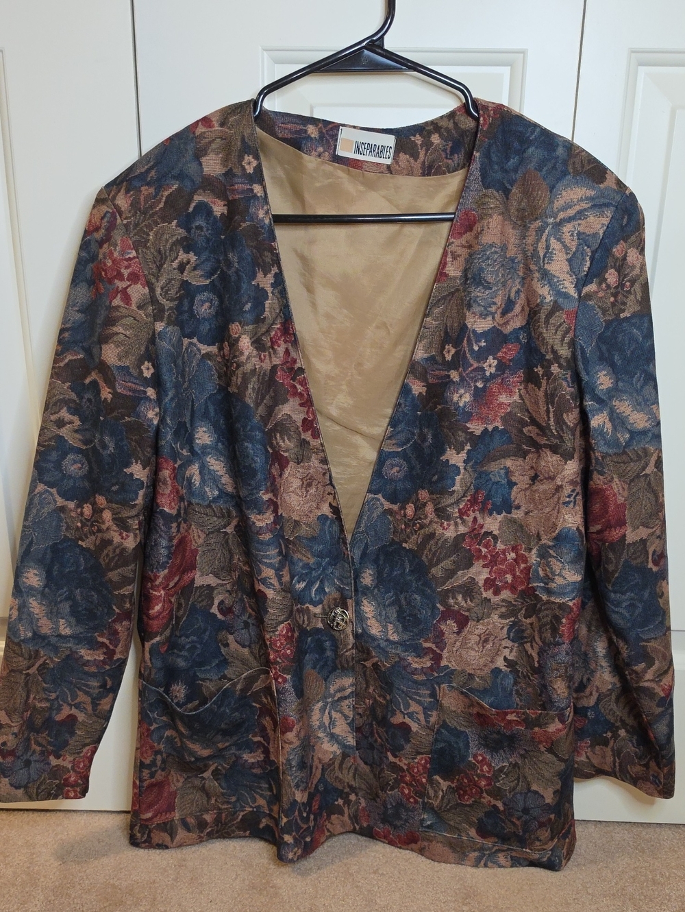 Vintage Floral Tapestry Blazer in Multicolor